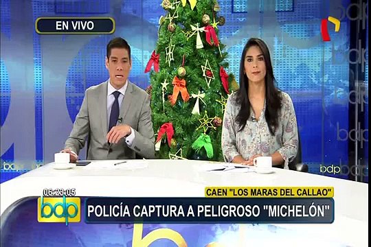 Cercado: rescatan a hombre que quedó atrapado tras derrumbe de casona