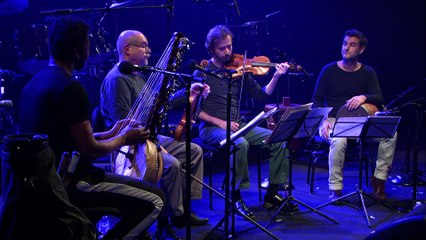 Un pas de coté | Ocora-Couleurs du monde