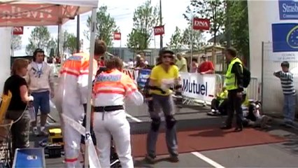 Mettre de la mousse sur la ligne d’arrivée d’une course de roller...