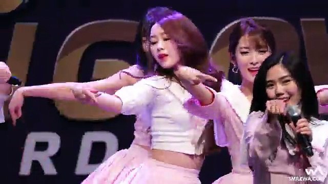 오마이걸 (OH MY GIRL) '컬러링북' 유아 4K 직캠 @골든글러브 시상식 4K Fancam by -wA-