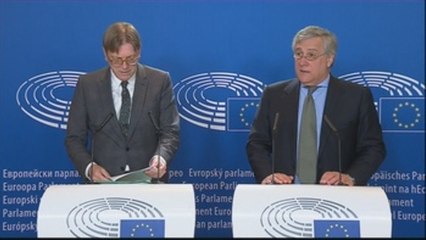 El Parlamento Europeo da luz verde al paso a la segunda fase del "brexit"