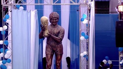 Estatua de Maradona en India, foco de burlas en internet