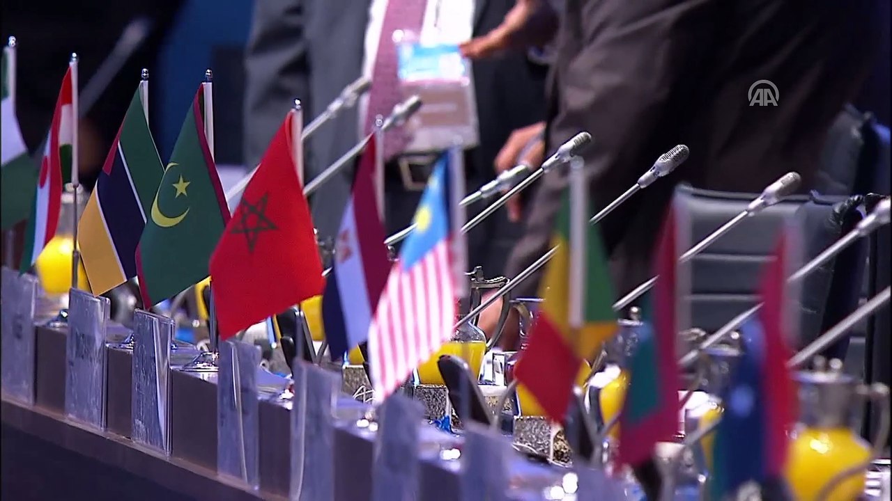 Olağanüstü İslam Zirvesi Konferansı - Aile Fotoğrafı - İSTANBUL