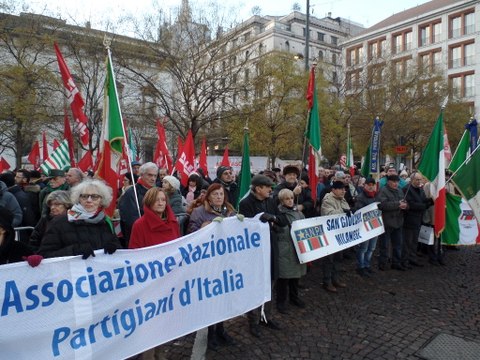 PIAZZA FONTANA 12 DICEMBRE 1969/2017 (DANILO GALVAGNI)
