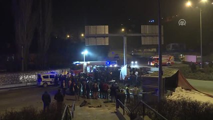 Freni Boşalan Alçı Yüklü Tır Devrildi: 1 Ölü