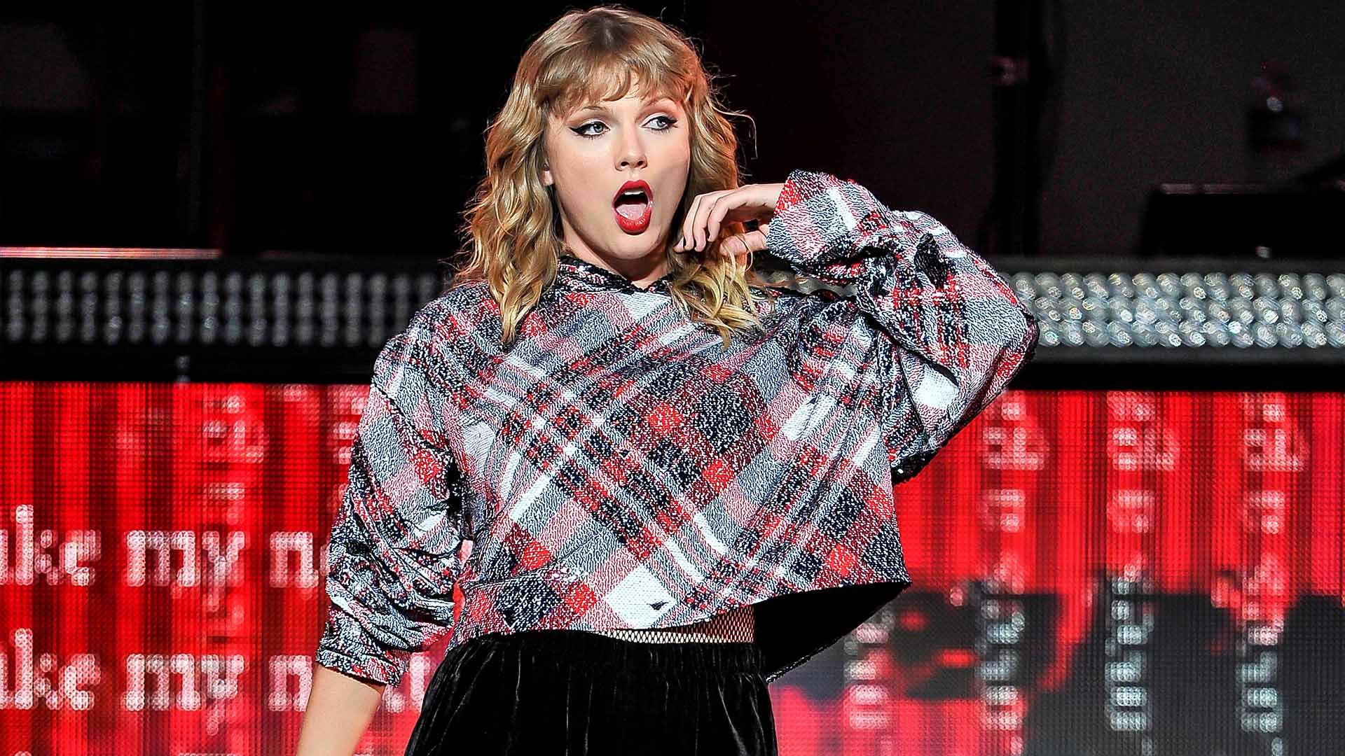 In Honor of Taylor Swift’s Birthday We’re Showcasing Her Best Moments of 2017!
