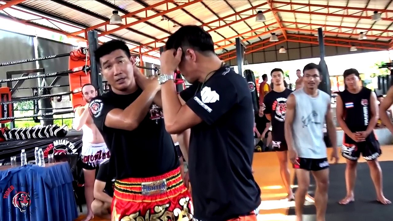 10 Muay Thai Techniques by Samart&Somrak Legend of Muay Thai