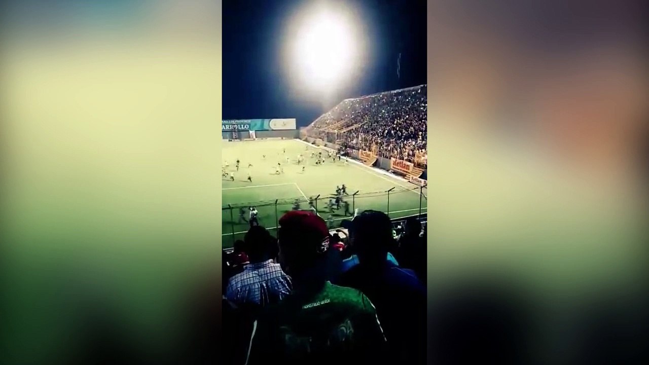DEPORTES MOMENTO EN QUE INGRESA LA BARRA DEL ESPAÑA