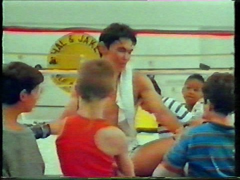 Bloodfist (1989) - VHSRip - Rychlodabing (2.verze)