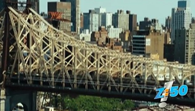 Video SALT CELEBCAM - ANGELINA JOLIE