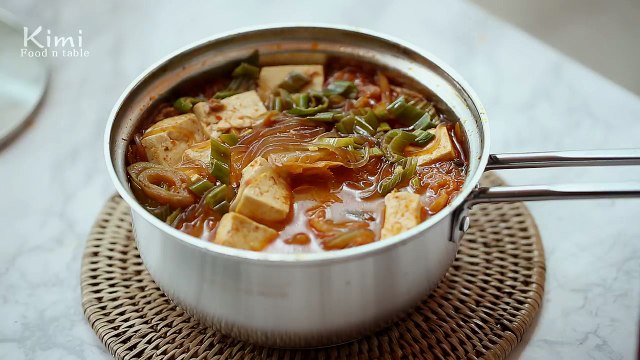 Korean Food, Kimchi Stew(Jjigae) Recipe with tuna - 키미(Kimi)-HM_e4W9G1NM