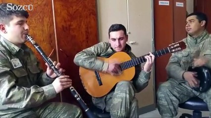 Hem vatani görevlerini yapıyorlar hem müzik...