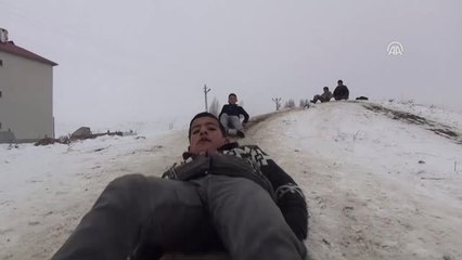 Kar En Çok Çocukları Sevindirdi