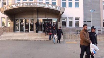 Gaziantep Merkezli 11 İlde Bylock Kullananlara Operasyon: 35 Gözaltı