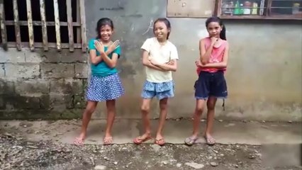 "Từ hôm nay" phiên bản nhóm nhảy 3 con nhái