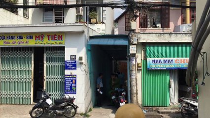 Công an khám nghiệm hiện trường