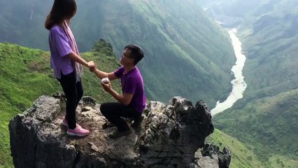 Từ Nam ra Bắc, tỏ tình bạn gái trên đèo Mã Pí Lèng