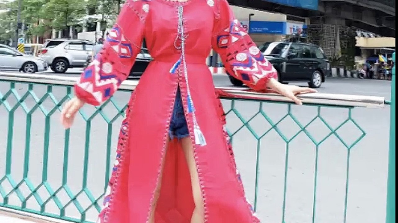 Minh Hằng diện trang phục phá cách, đứng đầu top sao đẹp