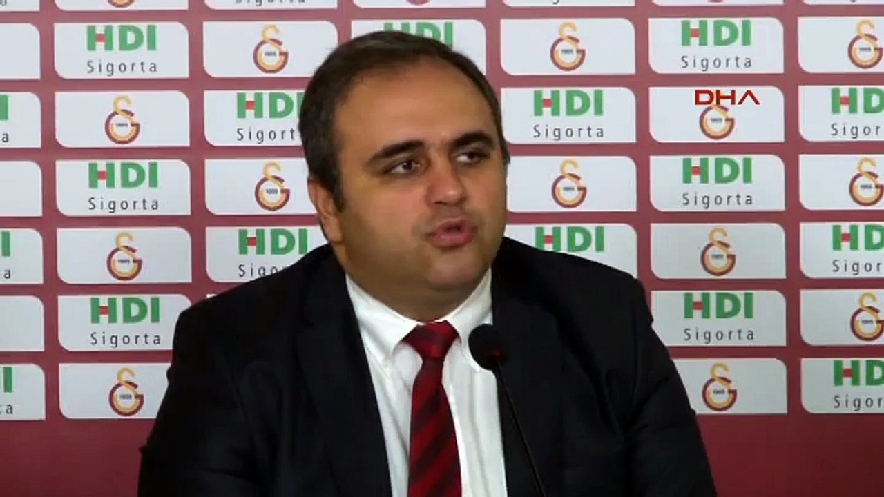 Ural Aküzüm: "Türk sporu yerlerde sürünüyor"