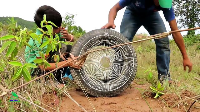 Awesome Quick Bird Trap Using Electric Fan Guard And Car Tire With Water Pipe Work 100%