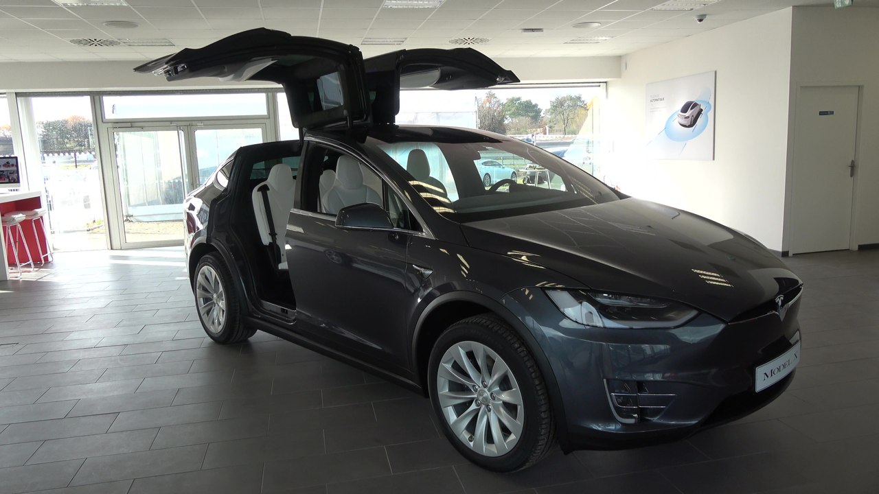 TESLA model X
