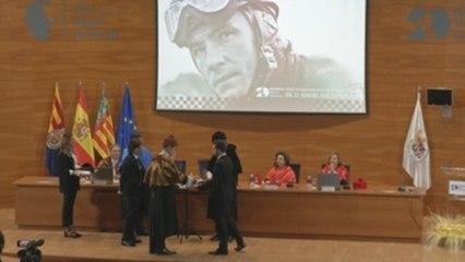 Ángel Nieto, Doctor Honoris Causa por la Universidad Miguel Hernández de Elche