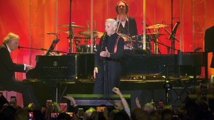 Charles Aznavour, son premier Bercy à 93 ans