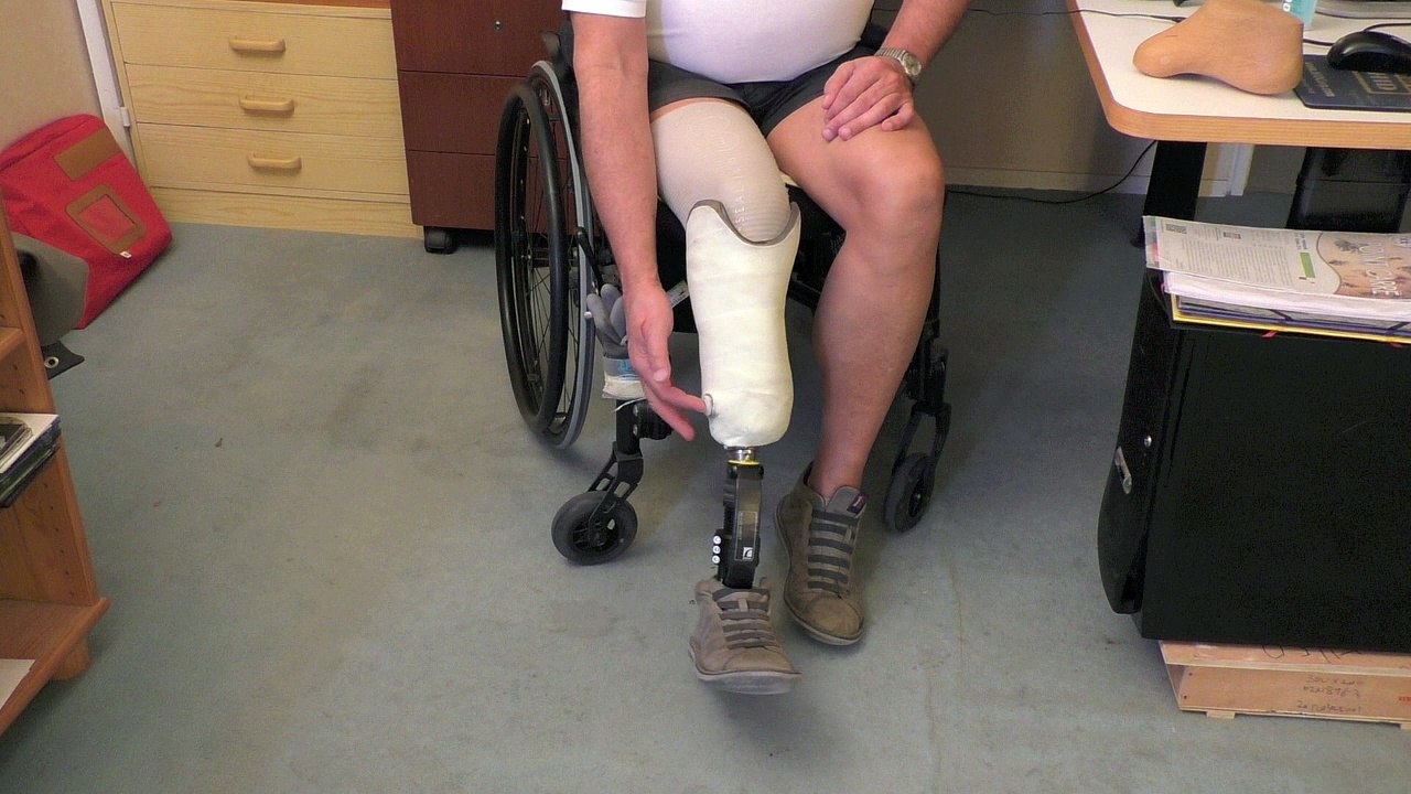 Dechausser une prothèse tibiale