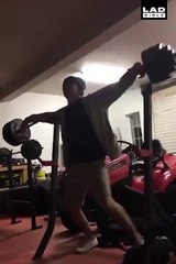 Quand tu penses avoir les jambes assez solide pour ça... FAIL