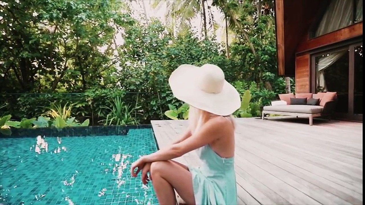 MALDIVES TRAVEL DIARY!  Aspyn Ovard