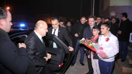 'Çağımızda gücün sembolü yetişmiş insan gücü' - IĞDIR