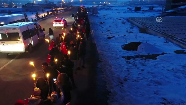 Sarıkamış Harekatı'nın 103. yılı - Öğrenciler sıfırın altında 12 derecede temsili nöbet tuttu (2) - KARS
