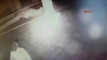 Bursa İş Yerlerine Sürünerek Giren Hırsızlık Şüphelisi Yakalandı