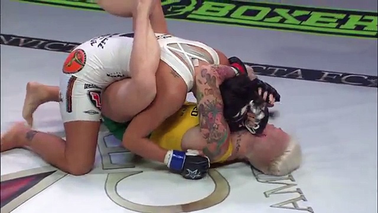 Invicta FC 4 Esparza vs Hyatt HQ