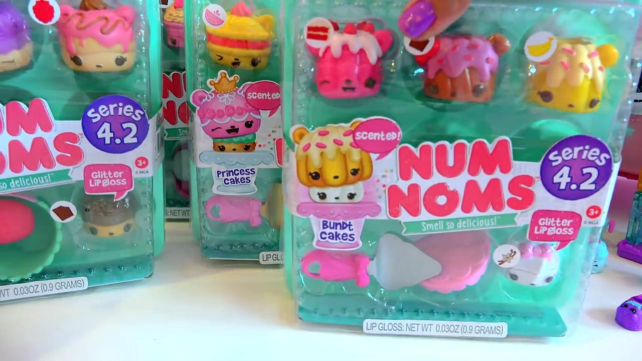 Giant Num Noms Collectors Case   Big Shopkins Petkins   Surprise Blind Bags Video-XcBEb_tYeEU
