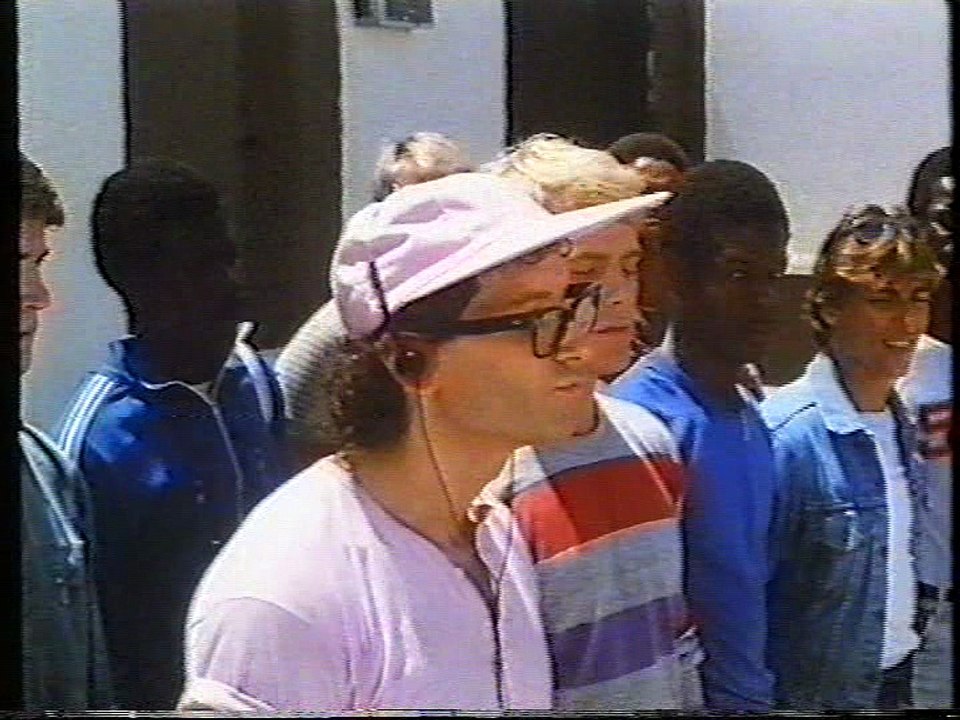 Hot Resort (1985) - VHSRip - Rychlodabing (2.verze)