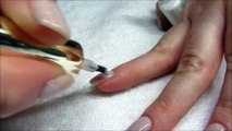 Glittery nails - Jak zrobić szron na gładko na paznokciach-qLlJLCDB48E