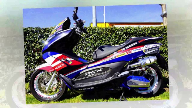 HONDA PCX DUCATI PANIGALE 959 YAMAHA R1 BMW C600 SPORT KAWASAKI ZXR 400 SOLEX PUCH CX 500 TURBO