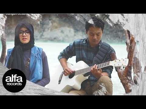 Amaira Helve feat Ram - Jangan Sesali (Official Lyric Video)