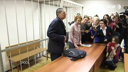 Ex-ministro russo condenado a 8 anos de prisão