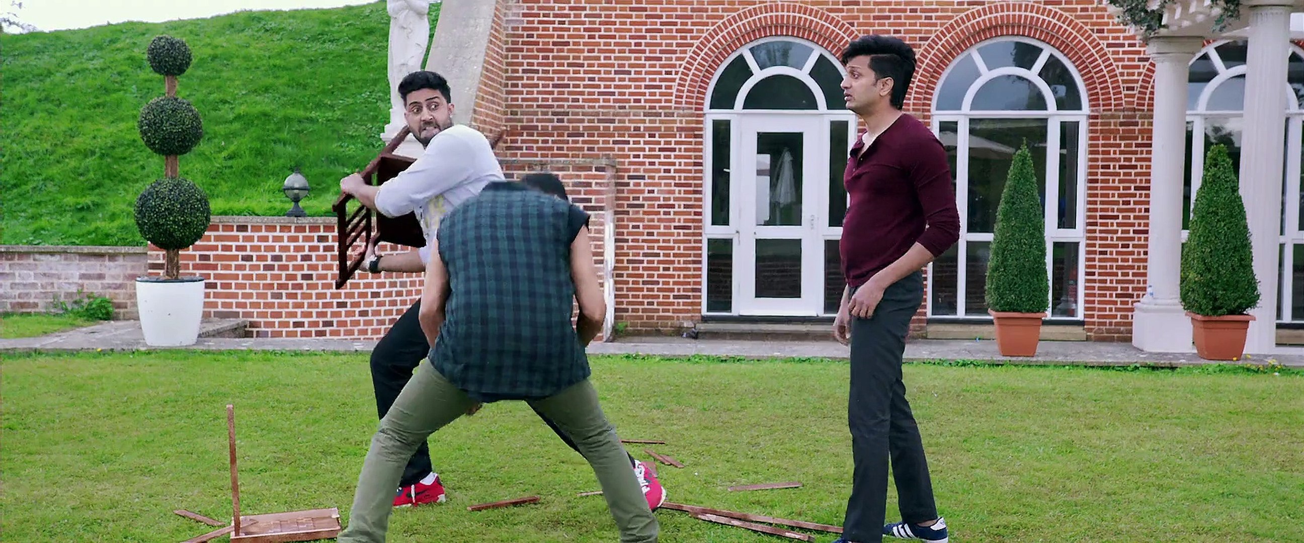 Housefull 3 funny scene