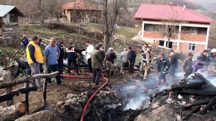 Ahşap evde yangın - 3 çocuktan 2'sinin cesedi bulundu - TOKAT