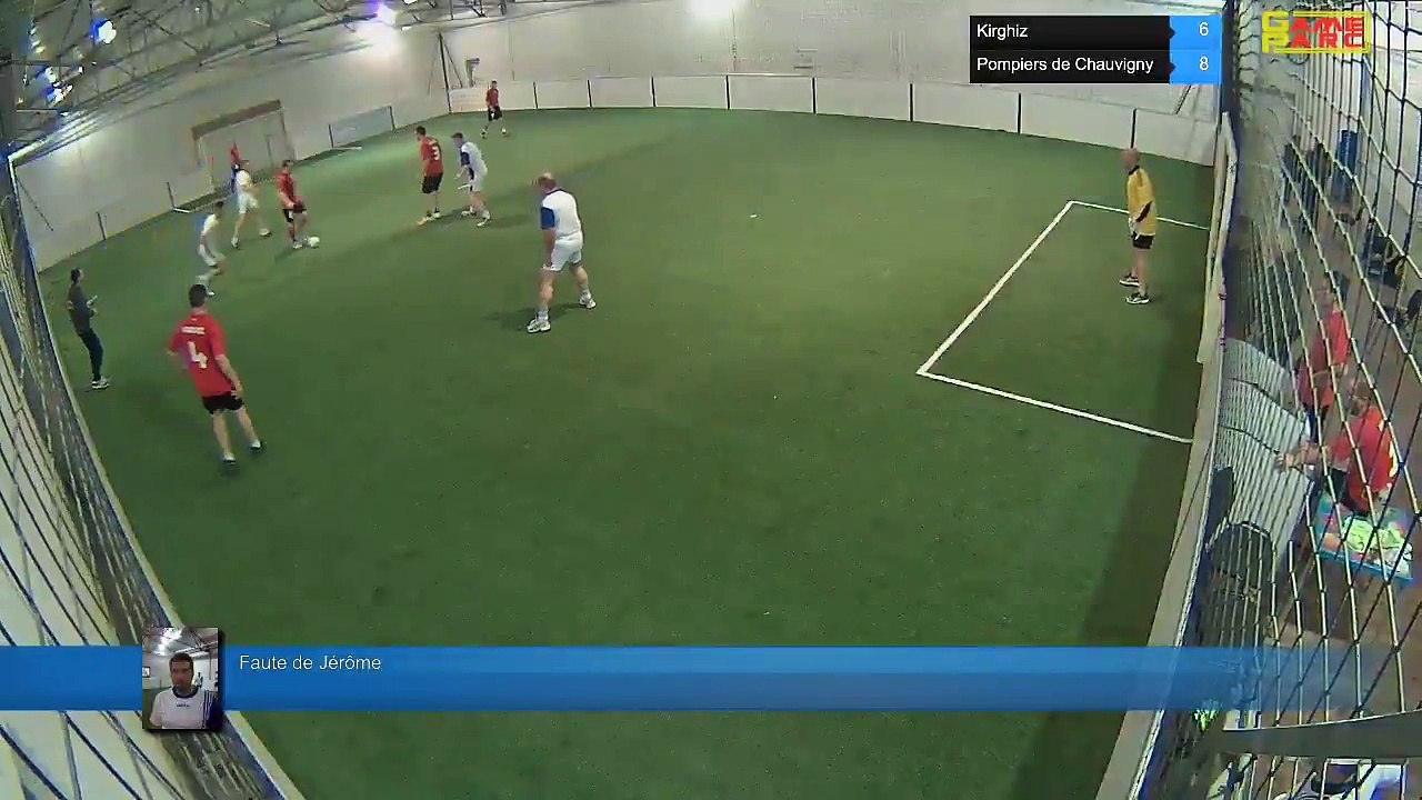 Faute de Jérôme  - Kirghiz Vs Pompiers de Chauvigny  - 14/12/17 21:00 - LIGUE 2 - Poitiers Game Parc