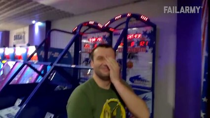 Moose vs. Hammer!: Fails You Missed #20 (December 2017) | FailArmy