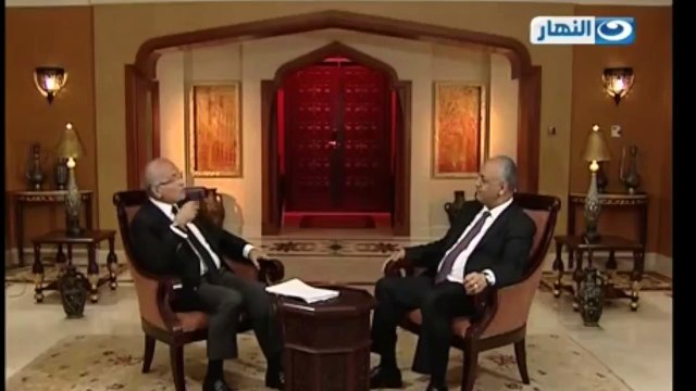 المخابرات الأمريكية تدفع شفيق للترشح ضد السيسي ثم تمنعه من مغادرة الإمارات !!!