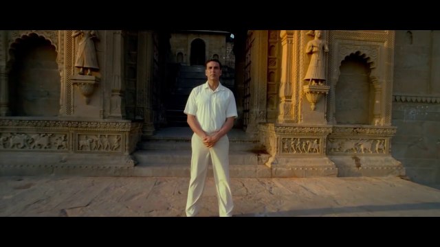 PADMAN Official Trailer - Akshay Kumar - Sonam Kapoor - Radhika Apte - 26th Jan 2018