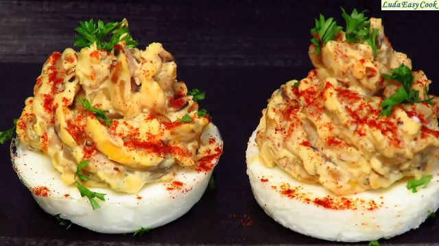 НОВАЯ ШИКАРНАЯ ЗАКУСКА ФАРШИРОВАННЫЕ ЯЙЦА НА НОВОГОДНИЙ СТОЛ | DEVILED EGGS New Year's recipe