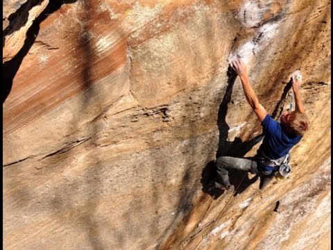 Alex Megos First Ascent of Das Pumpenhausen Testpiece 8B in North Wales - EpicTV Climbing Daily