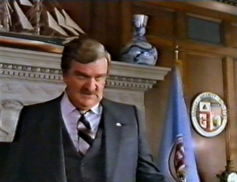 Police Academy 6: City Under Siege (1989) - VHS...