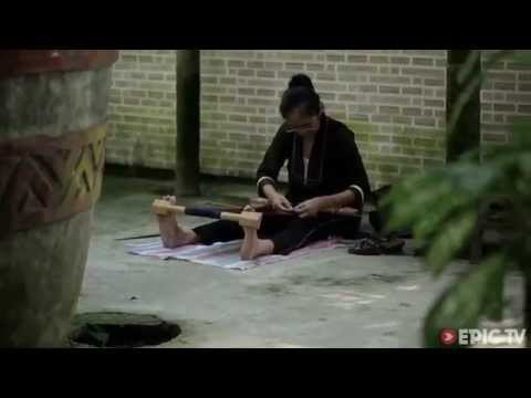 Monkeys on Bikes, Girls in Bikinis & the Longboard Lowdown | Swatch Girls Pro China, Ep. 1